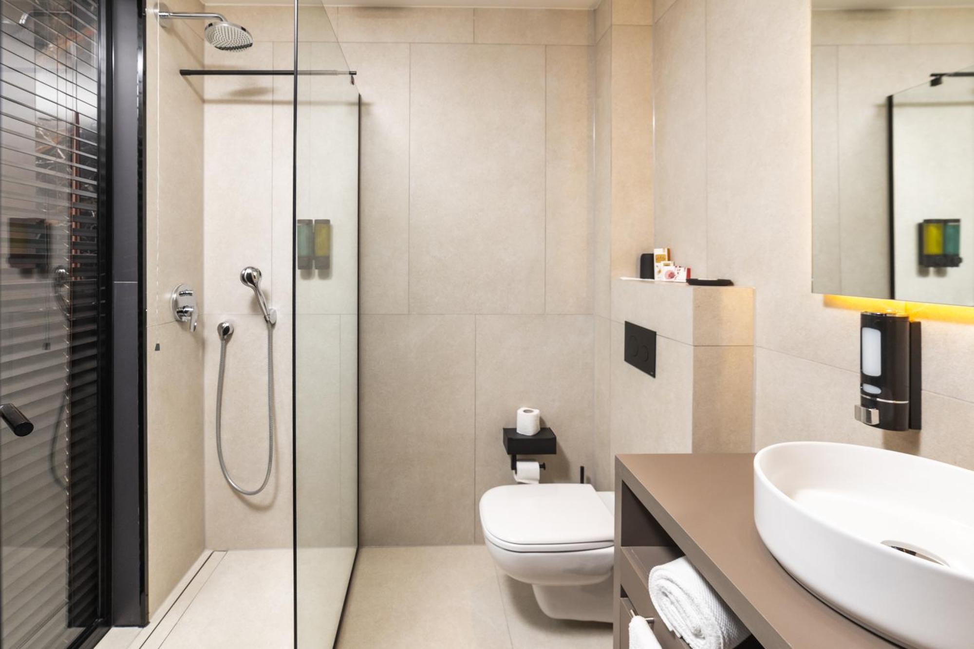 Hotel Opera 普里什蒂纳 外观 照片